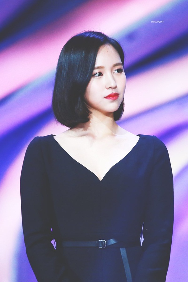 Ảnh Mina (TWICE)