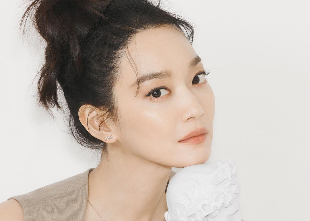 Shin Min Ah