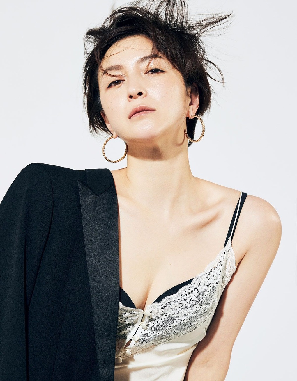 Ảnh minh họa Ryoko Hirosue