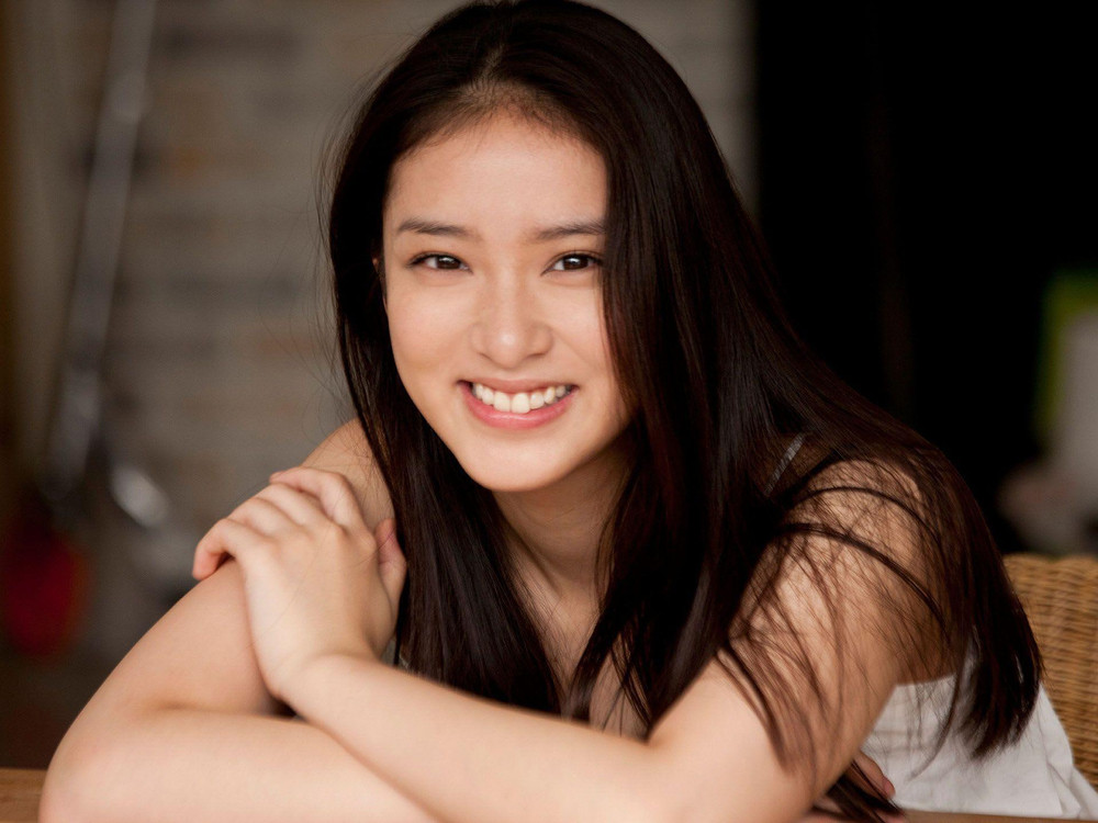 Ảnh minh họa Emi Takei
