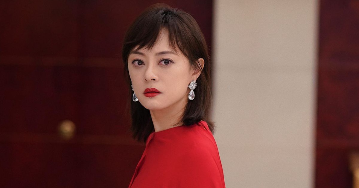 Tôn Lệ trẻ trung ở tuổi U45