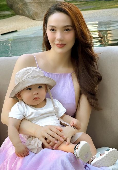 Minh Hằng giảm cân sau sinh