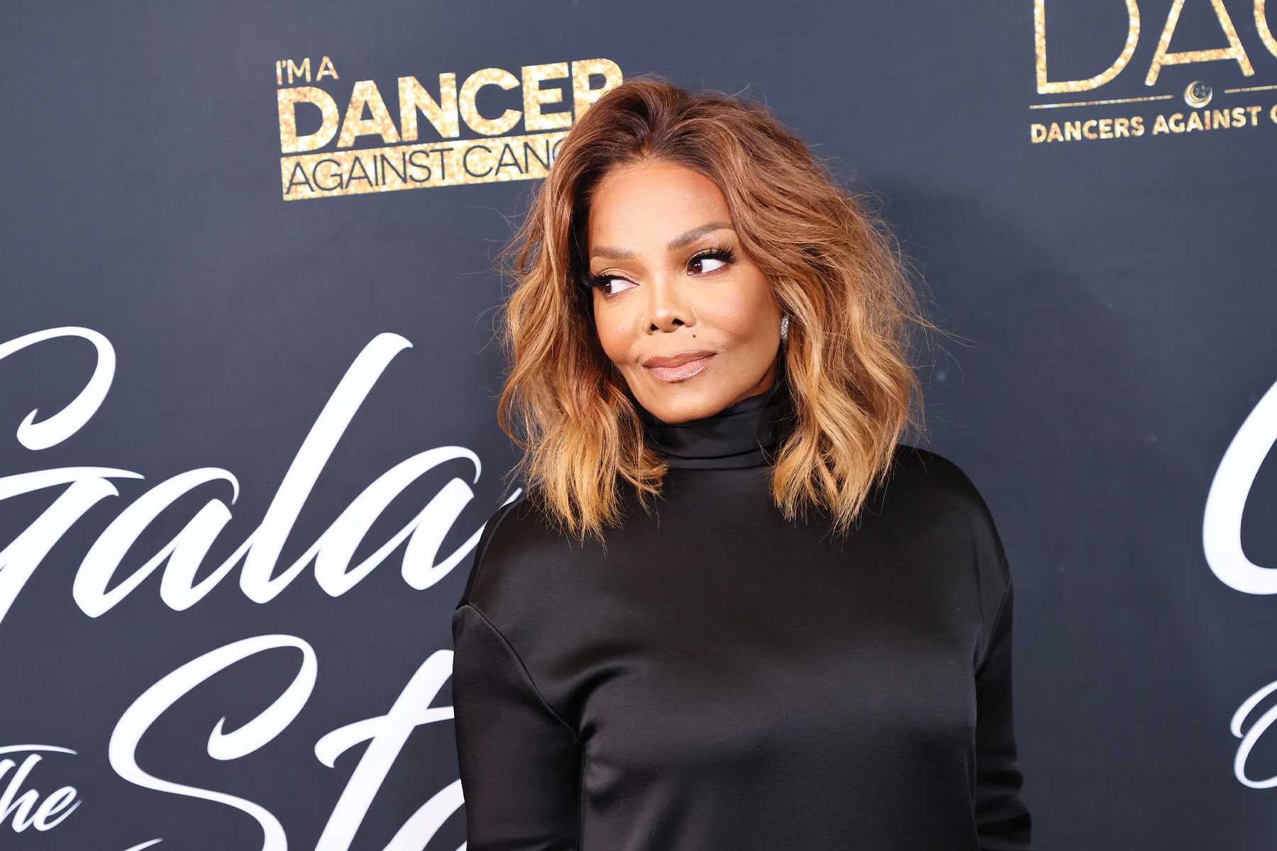 Janet Jackson trình diễn