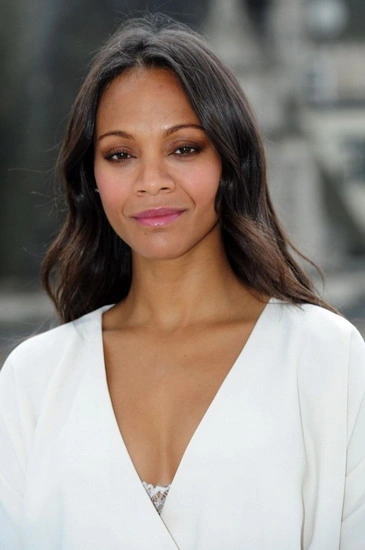 Zoe Saldana trong vai Gamora.